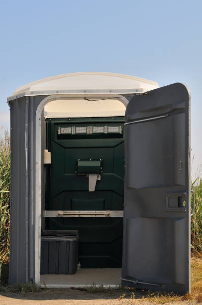 Best Porta potty rental near me  in Exandria, AL